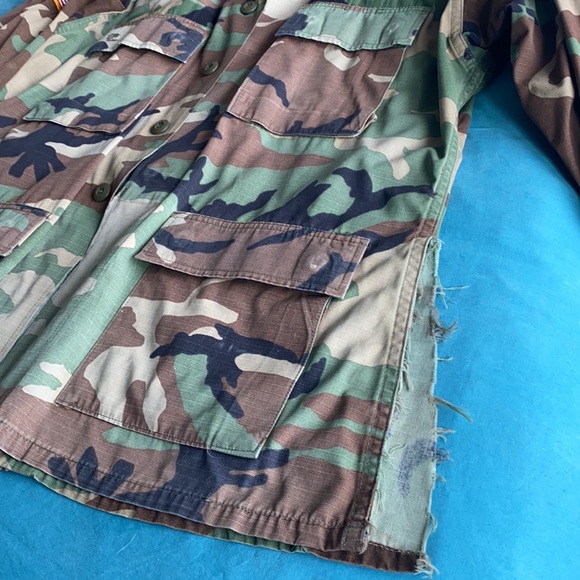 Kendal and Kylie Camo Jacket - Picture 4 of 8